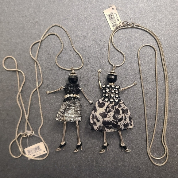 Black & Silver Rhinestone Swinging Doll Necklace - Picture 1 of 3